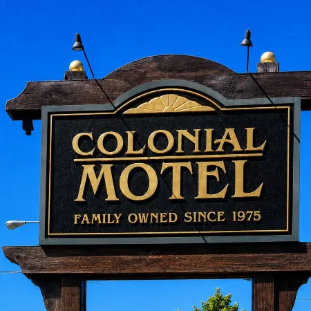 Colonial Motel and Spa