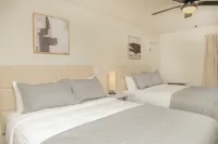 Suites at Waterside