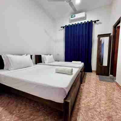 Jay Lux Apartments Negombo Rooms