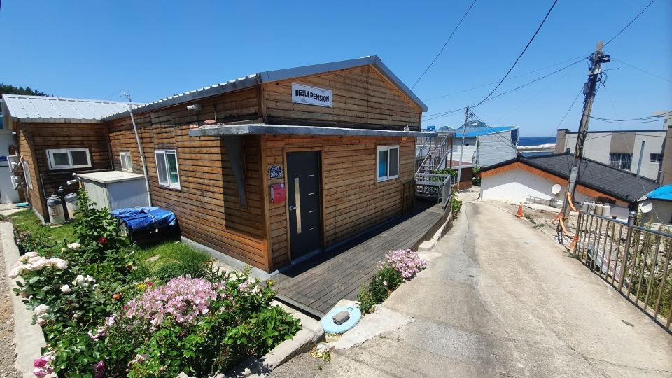 Ulleung Mirinae Pension