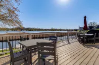 Private Dock & Large Deck! Jimmerson Lake Escape - 3-Star