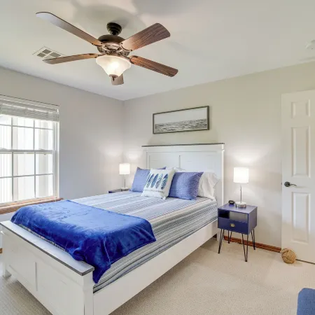 Eufaula Oasis w/ Screened Porch: Unwind in Style!