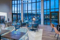 SpringHill Suites Island Park Yellowstone - parking