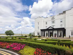 Grand Hotel