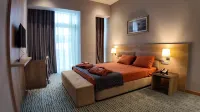 Naftalan Central Wellness Resort - Breakfast