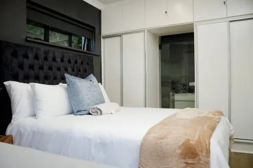 The Valley Escape - Unit 3 - Private Pools