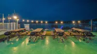 Namhae Spring, Summer, Fall, Winter Pet- - balcón