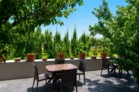 Casa Aura Resort Mount Abu - غرفة مطلة على الجبل