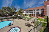 La Quinta Inn & Suites by Wyndham Thousand Oaks-Newbury Park - Pools
