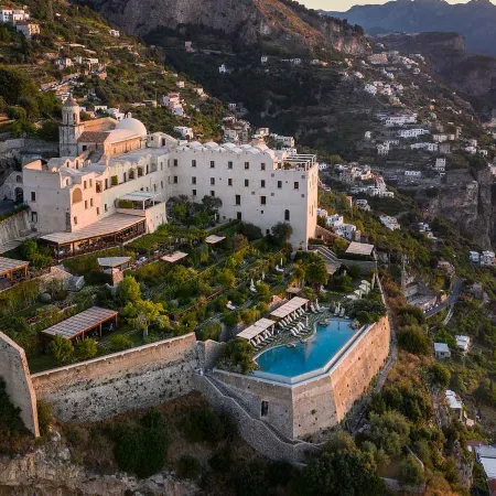 Monastero Santa Rosa Hotel & Spa