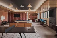 Landing Beautiful 1bd, Courtyard, Clubhouse - 3-Star