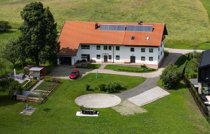 Rural apartment near Buchenberg in the Allgäu, relaxation for the whole family