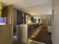 Holiday Inn Express TOULOUSE AIRPORT by IHG - bar