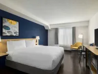 City Express by Marriott Washington, DC Northeast Hotels near Brooks Station