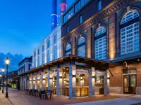 JW Marriott Savannah Plant Riverside District Hotels near Memorial Stadium