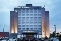 DoubleTree by Hilton Hotel Springfield - Airport Shuttle