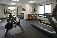 沃斯堡大學SpringHill Suites 飯店 - 停車場