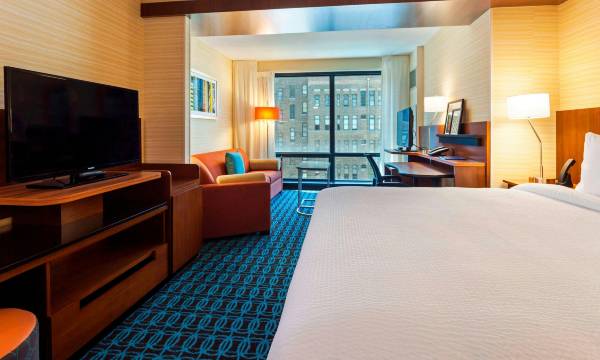 Fairfield Inn and Suites Chicago Downtown-River North