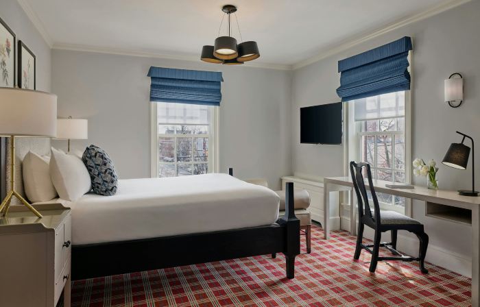 Morrison House Old Town Alexandria, Autograph Collection