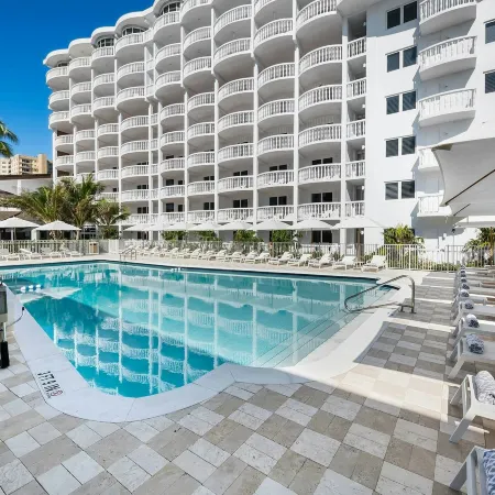 Beachcomber Resort & Club