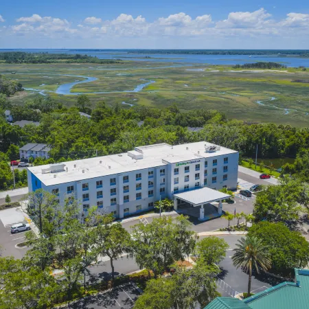 Holiday Inn Express & Suites Fernandina Beach Amelia Island by IHG