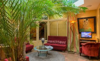 Neuilly Park Hotel