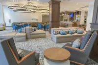 Hilton Garden Inn Cincinnati/Midtown - que admiten mascotas