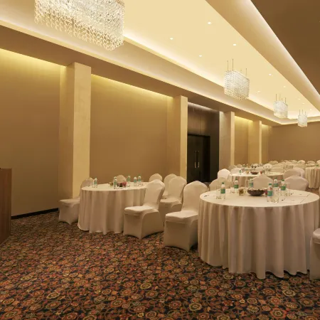 DoubleTree by Hilton Pune - Chinchwad