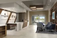 Holiday Inn Express & Suites CHATHAM SOUTH by IHG - Parkplatz