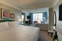 Trilogy Hotel Montgomery, Autograph Collection - parking