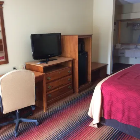 FairBridge Inn Express Natchez Hotels in Natchez