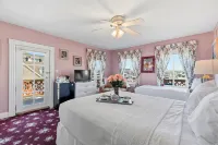The Ocean Plaza Hotel - 2-Star