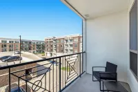 Stylish 1BR near Universal Studios - balcony