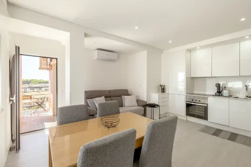 Caparica Sunny Apartment by Homing - 2-Star