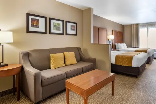 Comfort Suites Coralville I-80 - Gym
