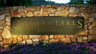 oaks-cypress-lakes-resort