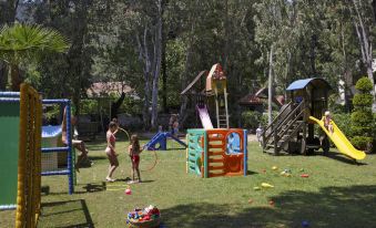 Marti Resort Deluxe Hotel