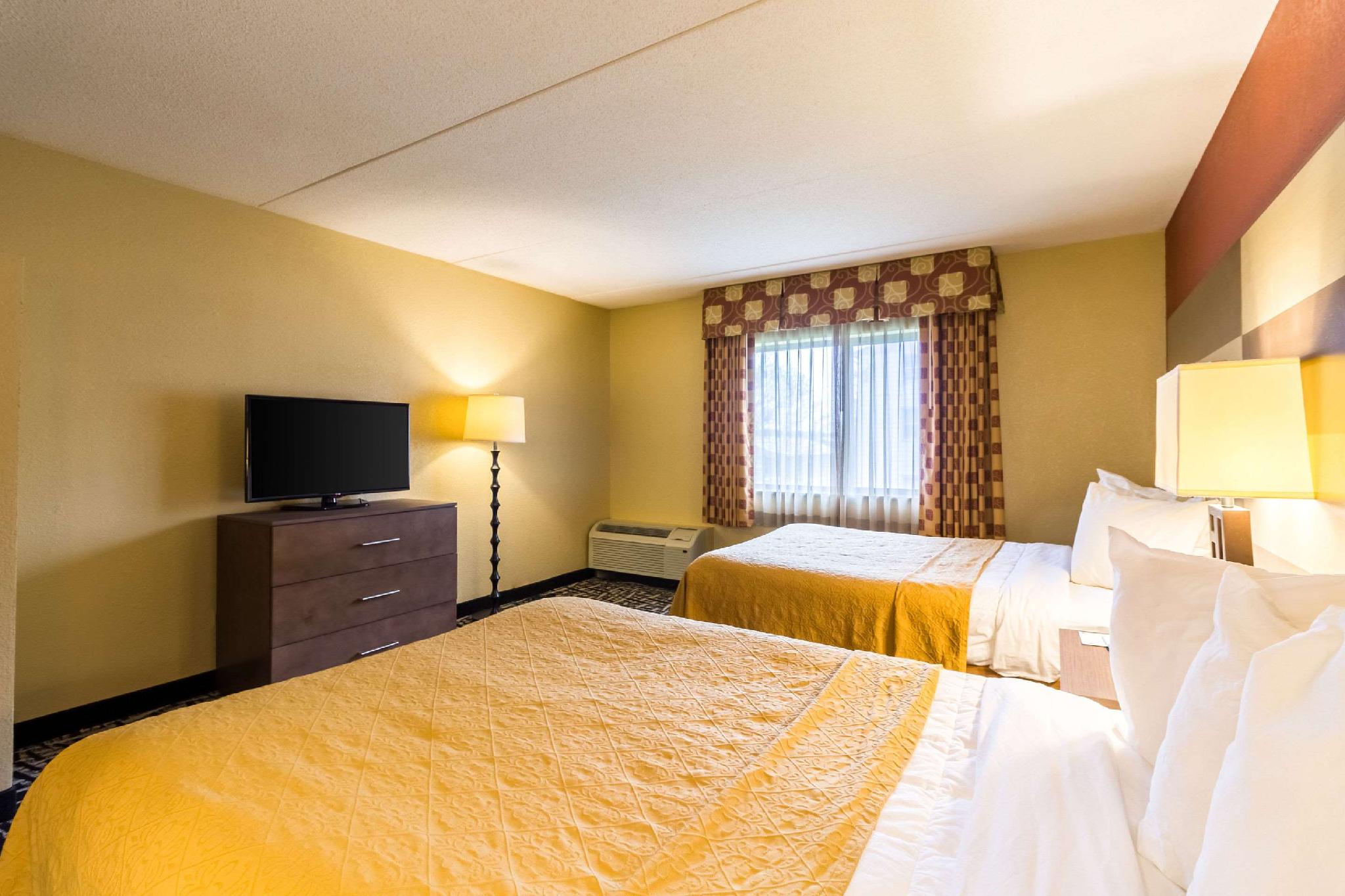 Quality Inn & Suites Mayo Clinic Area