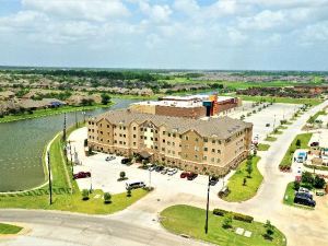 Staybridge Suites Houston - Humble Beltway 8 E