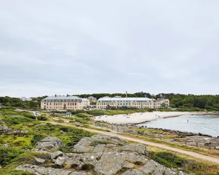 Varbergs Kusthotell Hotels in Varberg