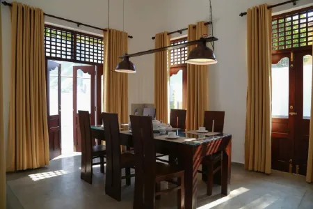 The Villa Has 6 Bedrooms, 1 Bathroom, a Flat-Screen Tv with Satellite Channels,