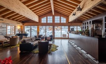 Chalet RoyAlp Hotel and Spa