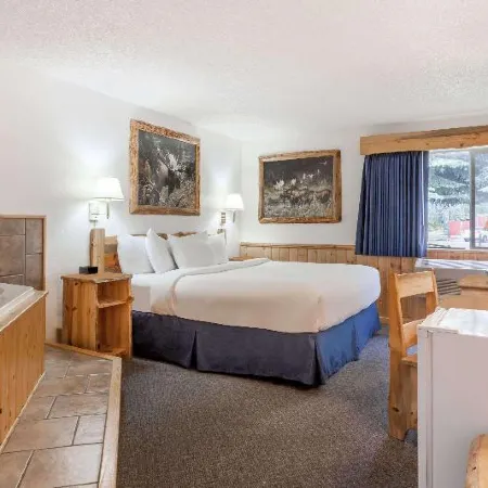 Days Inn by Wyndham Sandpoint