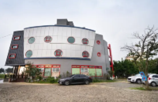 Sokcho Beach Motel