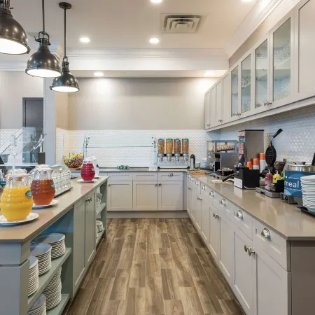 Homewood Suites by Hilton Ottawa Airport
