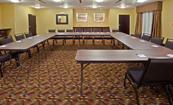 Holiday Inn Express & Suites Richwood - Cincinnati South