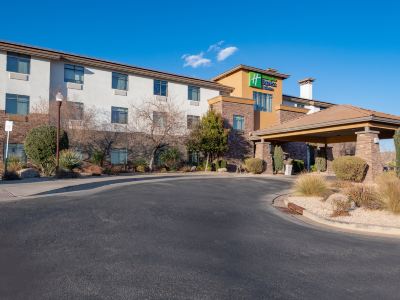 Holiday Inn Express & Suites ST. GEORGE NORTH - ZION by IHG