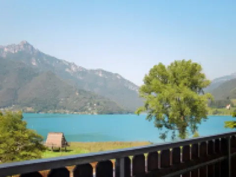 Palafitte Hotel a Ledro