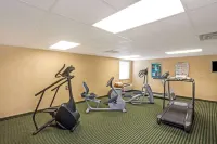 Baymont by Wyndham Louisville Airport South - Phòng Gym