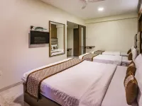 Hotel Central Park Hotels in Ulhasnagar